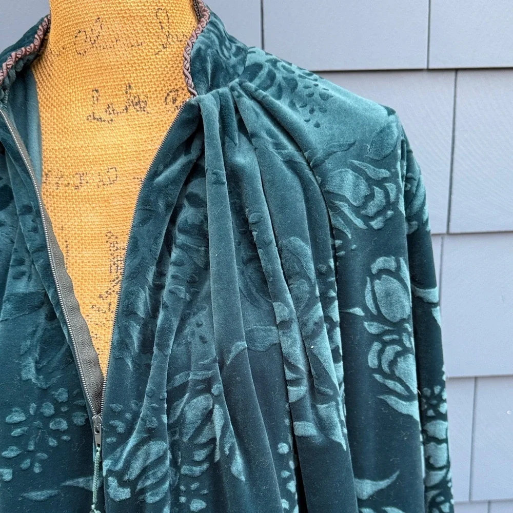 Jasmine Rose Elegant Teal Floral Robe velvet small NWOT